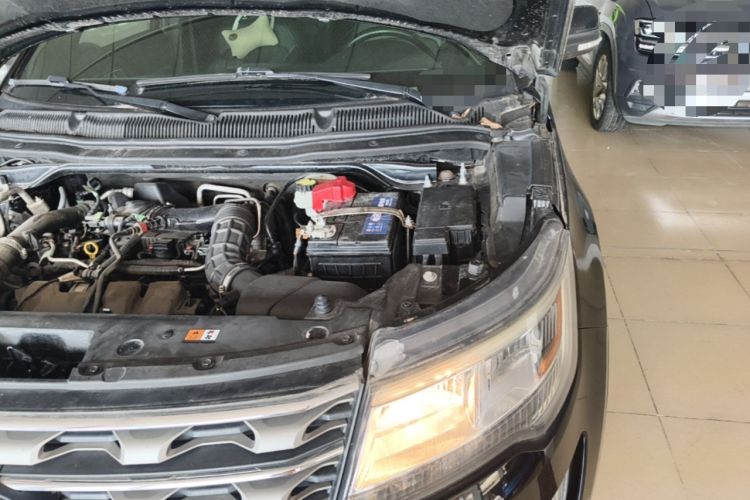 Used Ford Explorer 2017 2.3T Fashion Edition Engine Bay Left