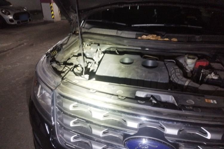 Used Ford Explorer 2017 2.3T Elite Edition Engine Bay Right
