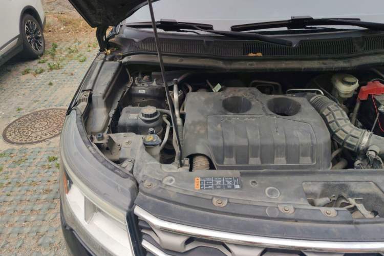 Used Ford Explorer 2017 2.3T Fashion Edition Engine Bay Right