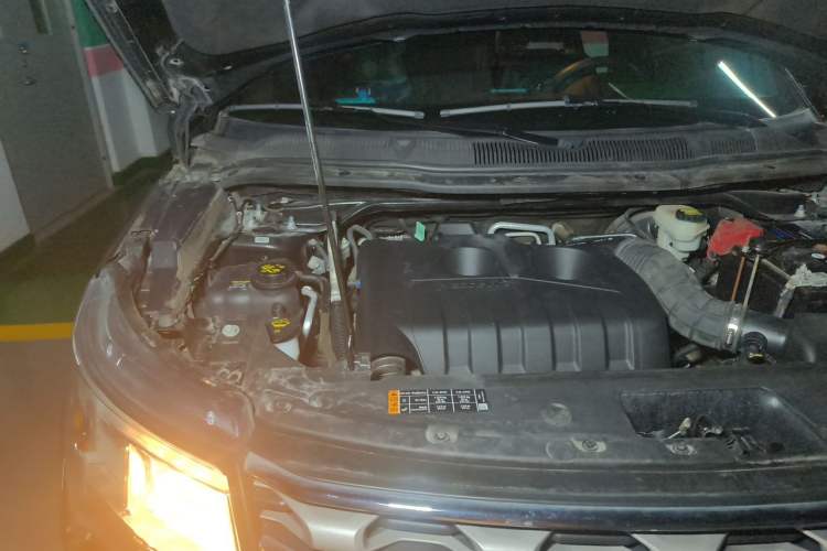 Used Ford Explorer 2017 2.3T Fashion Edition Engine Bay Right