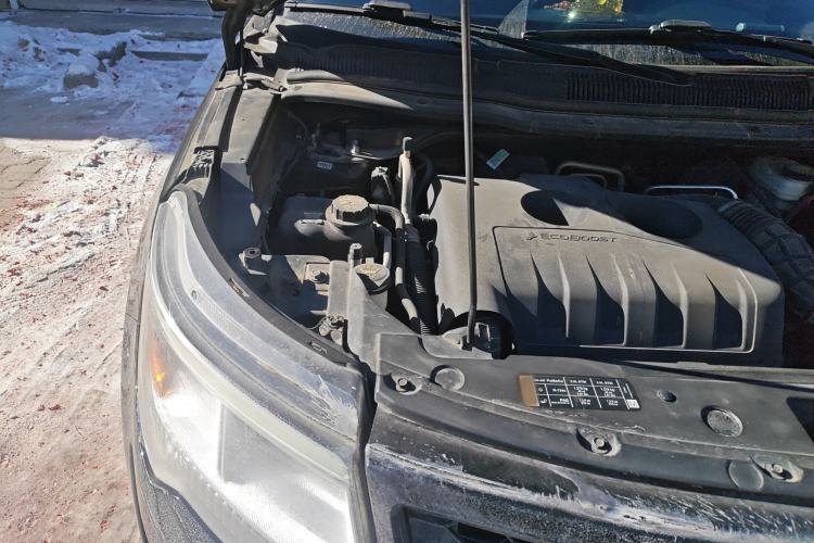 Used Ford Explorer 2017 2.3T Fashion Edition Engine Bay Right