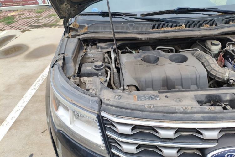 Used Ford Explorer 2017 2.3T Elite Edition Engine Bay Right