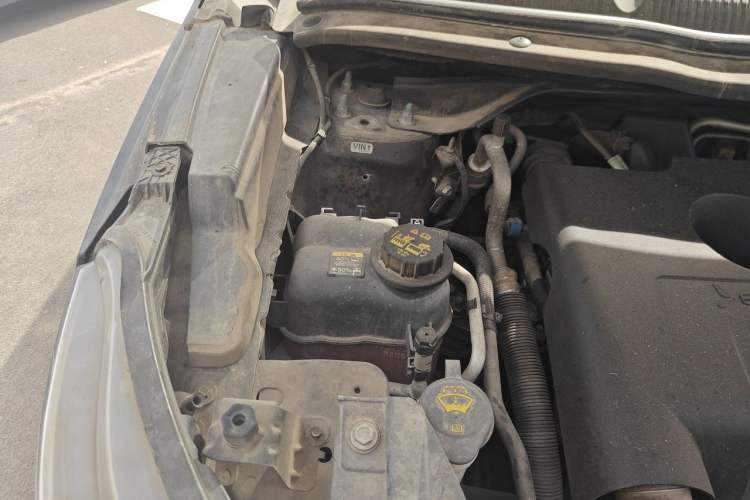 Used Ford Explorer 2017 2.3T Elite Edition Engine Bay Right