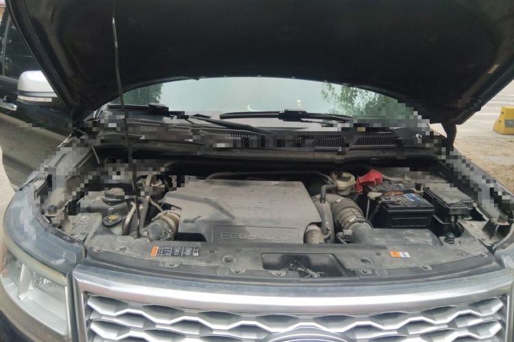 Used Ford Explorer 2017 3.5T Platinum Edition Engine Bay