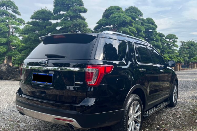 Used Ford Explorer 2017 2.3T Elite Edition Exterior 7