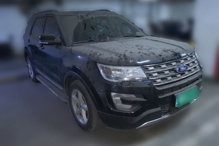 Used Ford Explorer 2017 2.3T Fashion Edition Front Right 45 Deg