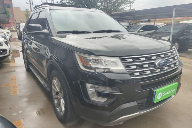 Used Ford Explorer 2017 2.3T Elite Edition Front Right 45 Deg
