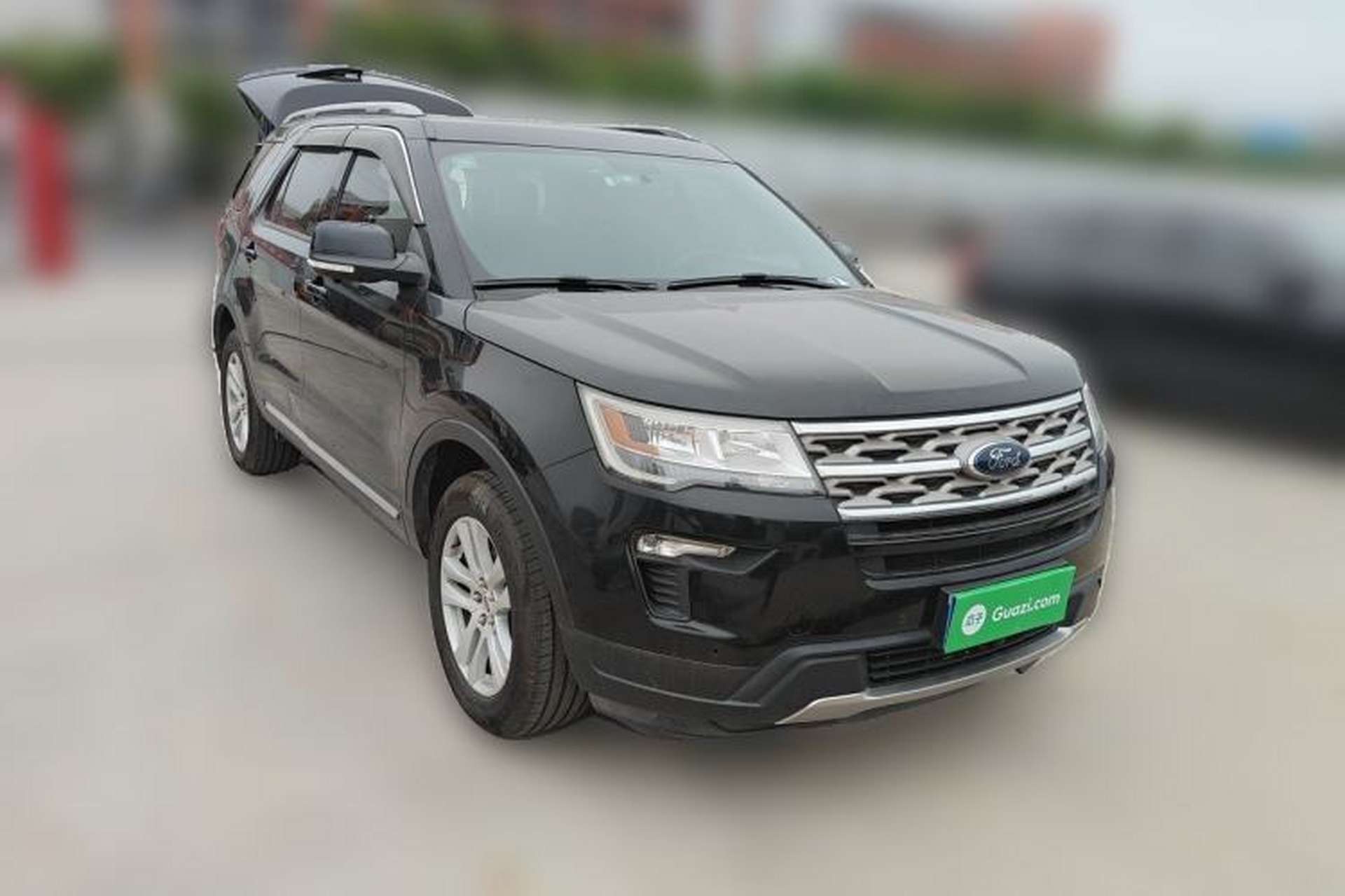 Used Ford Explorer 2017 2.3T Fashion Edition Front Right 45 Deg