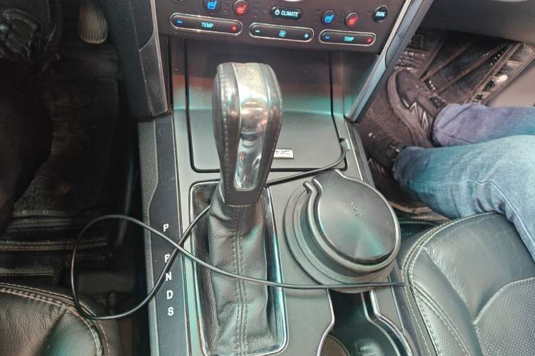 Used Ford Explorer 2017 3.5T Elite Edition Gear Lever