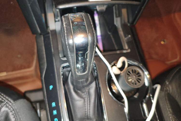 Used Ford Explorer 2017 2.3T Fashion Edition Gear Lever