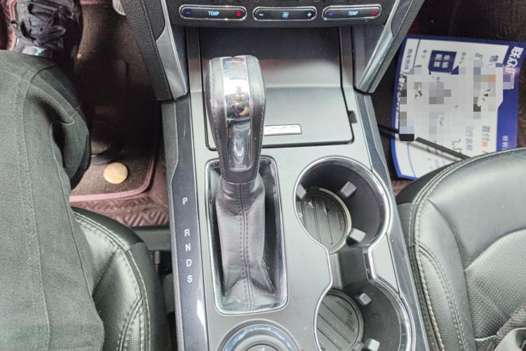 Used Ford Explorer 2017 2.3T Elite Edition Gear Lever