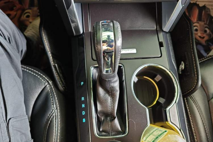 Used Ford Explorer 2017 2.3T Elite Edition Gear Lever