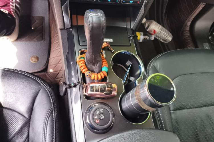 Used Ford Explorer 2017 2.3T Elite Edition Gear Lever