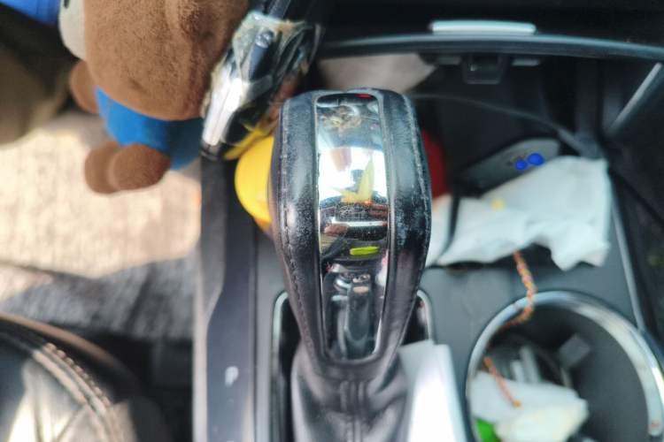 Used Ford Explorer 2017 2.3T Elite Edition Gear Lever
