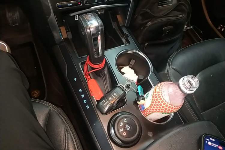 Used Ford Explorer 2017 2.3T Elite Edition Gear Lever