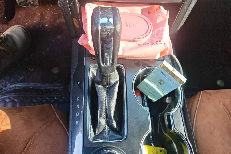 Used Ford Explorer 2017 2.3T Fashion Edition Gear Lever