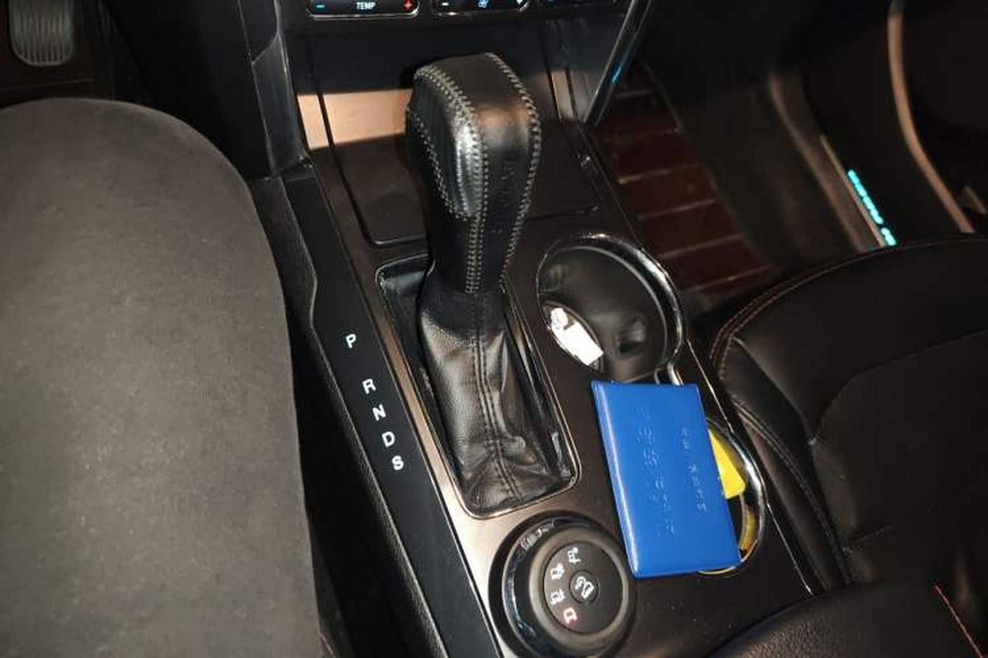 Used Ford Explorer 2017 3.5T Sport Edition Gear Lever