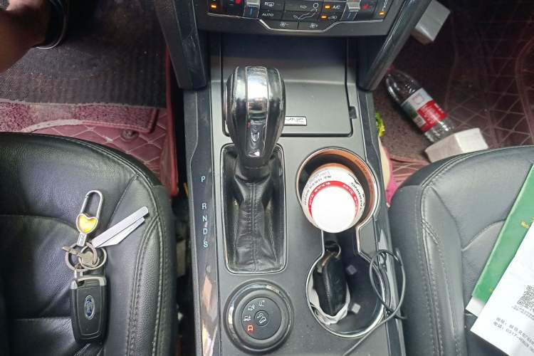 Used Ford Explorer 2017 2.3T Fashion Edition Gear Lever