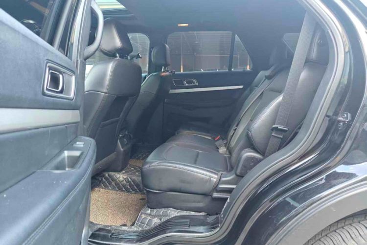 Used Ford Explorer 2017 2.3T Fashion Edition Interior 3