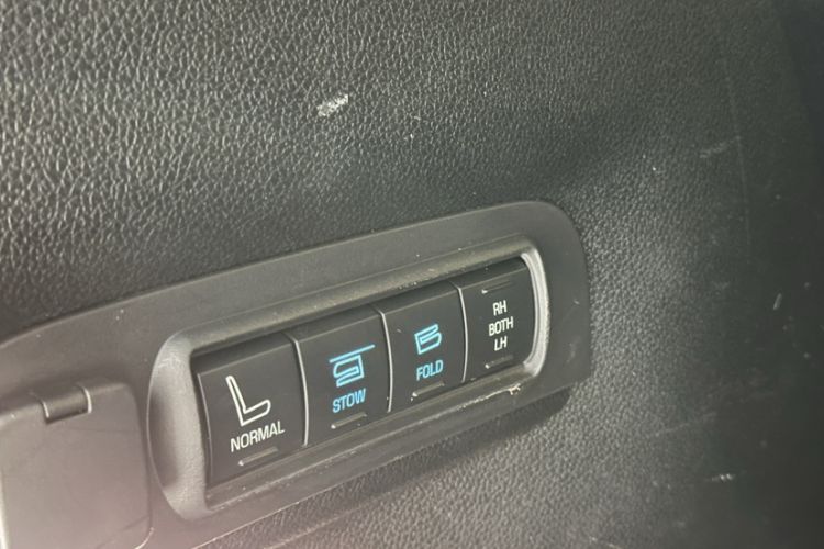 Used Ford Explorer 2017 2.3T Elite Edition Interior 9