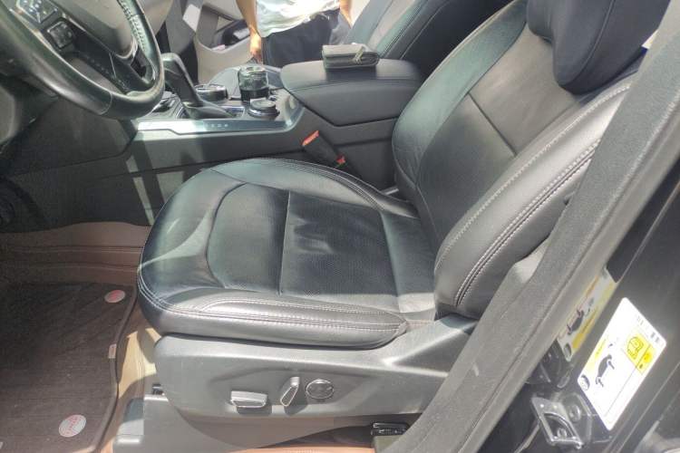 Used Ford Explorer 2017 2.3T Elite Edition Left Front Seat