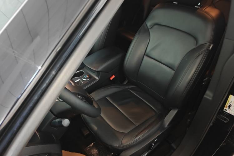Used Ford Explorer 2017 2.3T Fashion Edition Left Front Seat