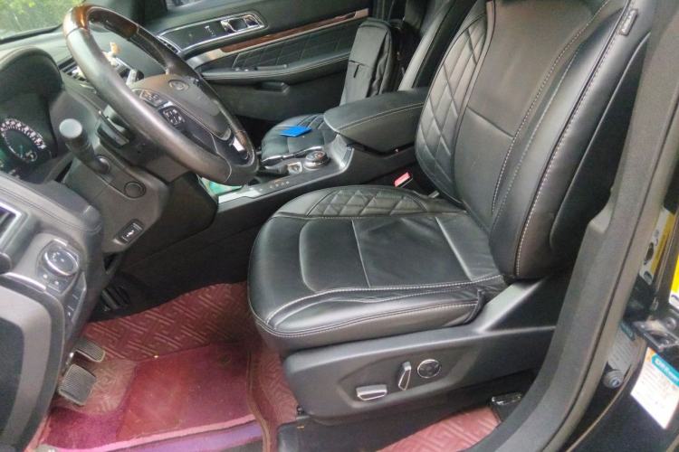 Used Ford Explorer 2017 3.5T Platinum Edition Left Front Seat