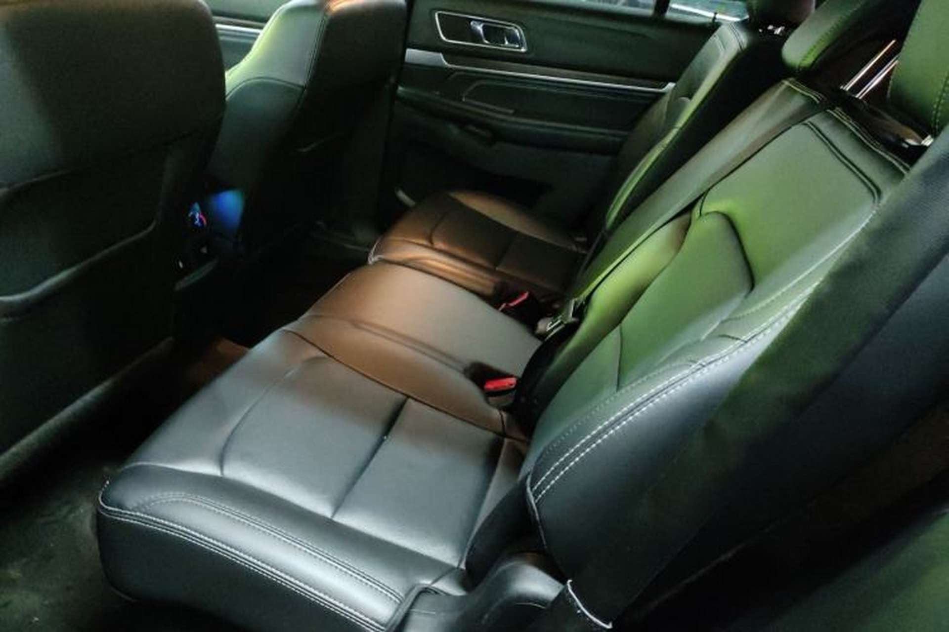 Used Ford Explorer 2017 2.3T Elite Edition Left Rear Seat