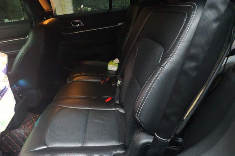 Used Ford Explorer 2017 2.3T Elite Edition Left Rear Seat