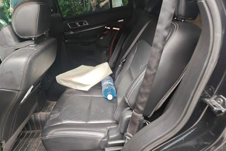 Used Ford Explorer 2017 3.5T Elite Edition Left Rear Seat