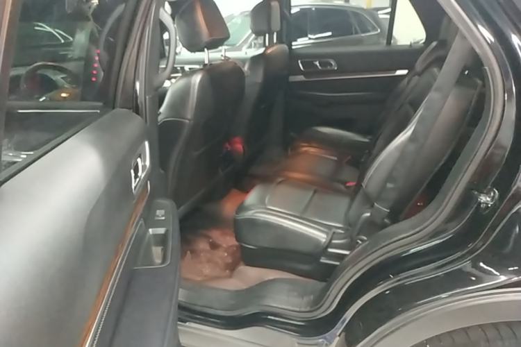 Used Ford Explorer 2017 2.3T Elite Edition Left Rear Seat