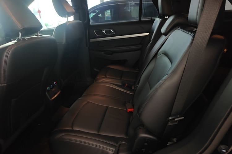 Used Ford Explorer 2017 2.3T Fashion Edition Left Rear Seat