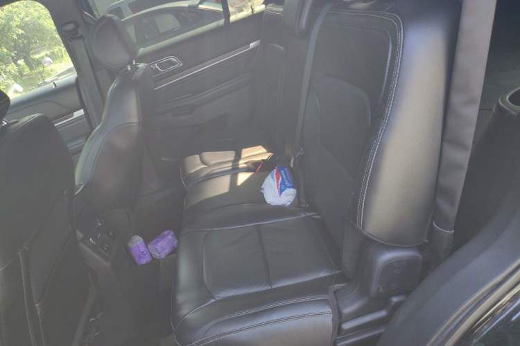 Used Ford Explorer 2017 2.3T Elite Edition Left Rear Seat