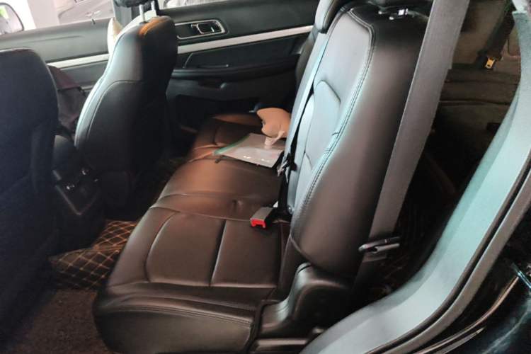Used Ford Explorer 2017 2.3T Fashion Edition Left Rear Seat