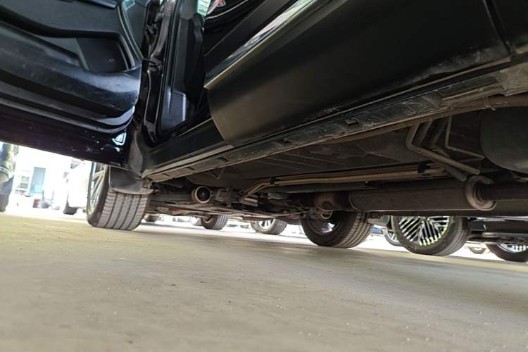 Used Ford Explorer 2017 2.3T Elite Edition Left Side Sill