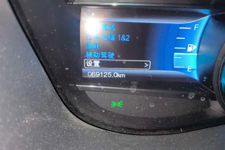 Used Ford Explorer 2017 2.3T Fashion Edition Odometer Close Up