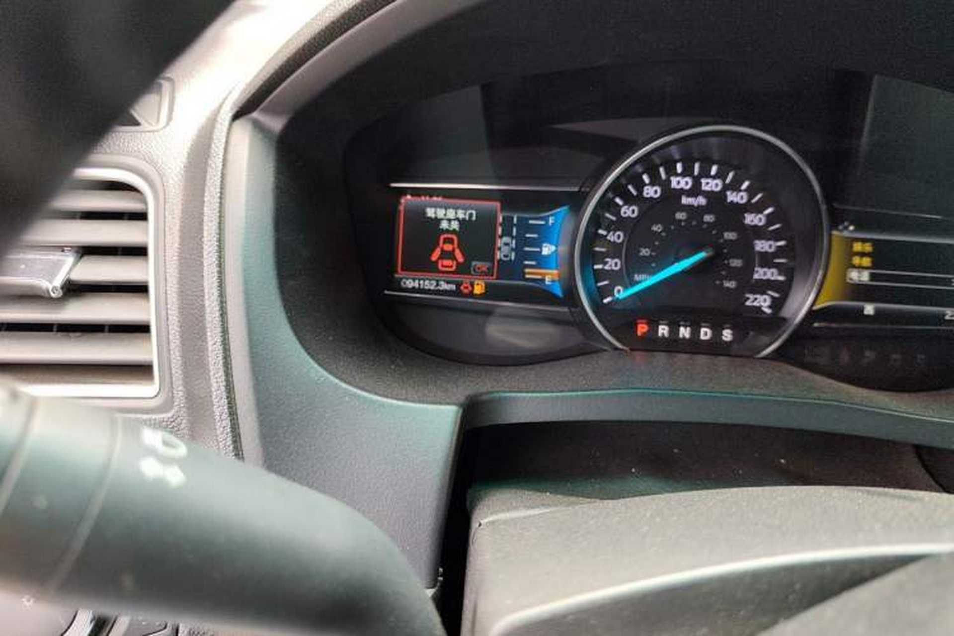 Used Ford Explorer 2017 2.3T Elite Edition Odometer Close Up