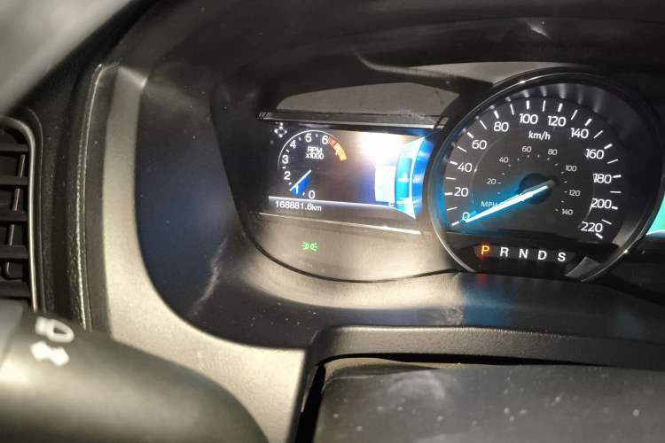 Used Ford Explorer 2017 2.3T Fashion Edition Odometer Close Up