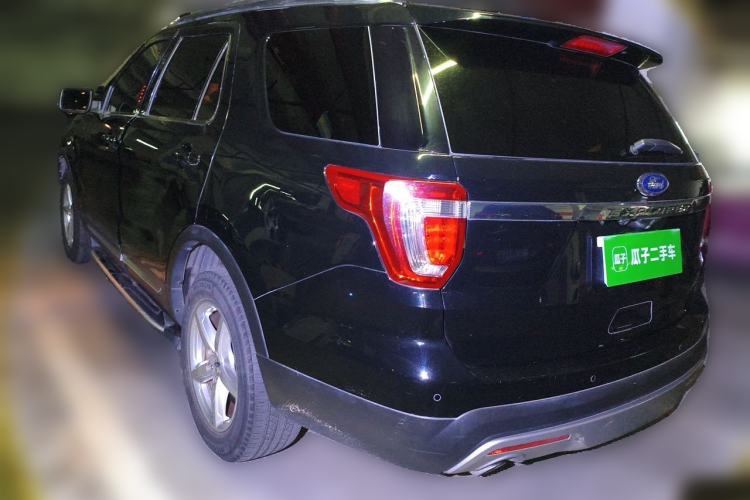 Used Ford Explorer 2017 2.3T Fashion Edition Rear Left 45 Deg