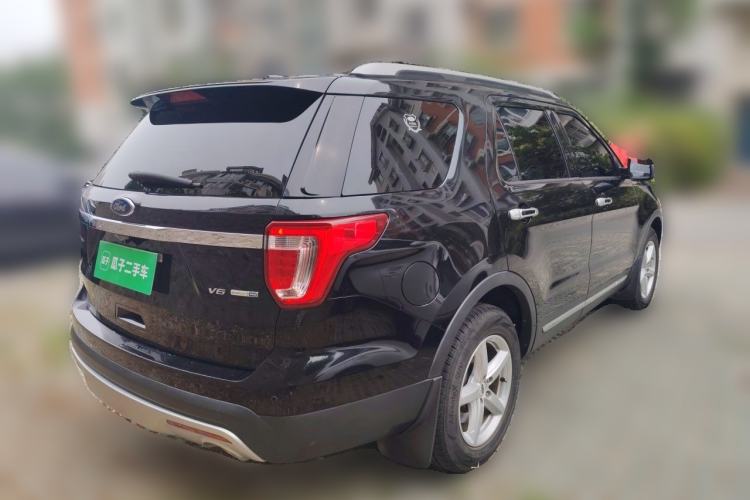 Used Ford Explorer 2017 2.3T Fashion Edition Rear Right 45 Deg