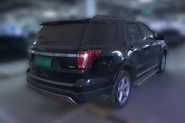 Used Ford Explorer 2017 2.3T Fashion Edition Rear Right 45 Deg
