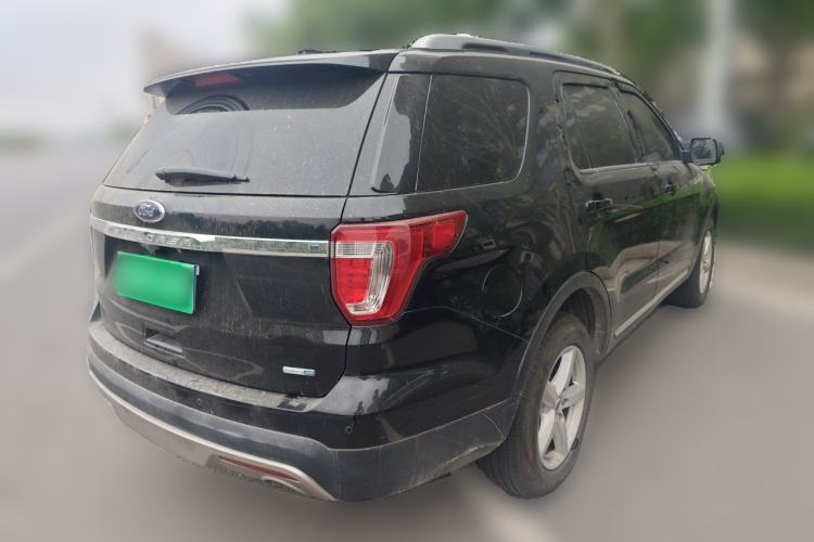 Used Ford Explorer 2017 2.3T Fashion Edition Rear Right 45 Deg