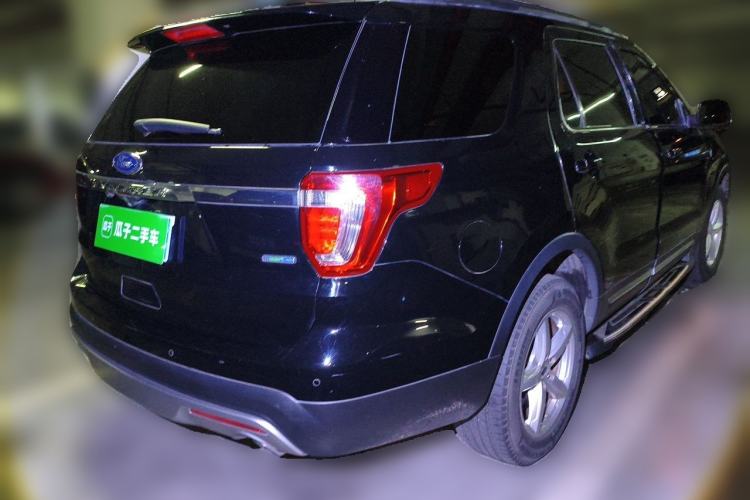 Used Ford Explorer 2017 2.3T Fashion Edition Rear Right 45 Deg