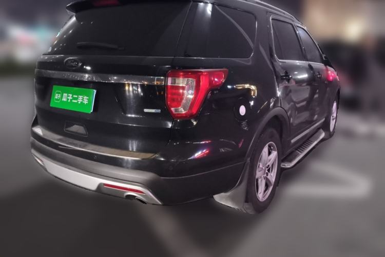 Used Ford Explorer 2017 2.3T Fashion Edition Rear Right 45 Deg