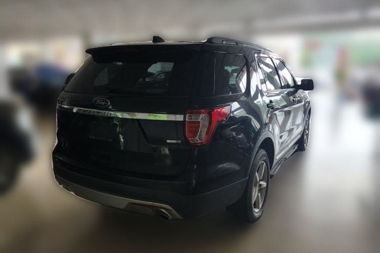 Used Ford Explorer 2017 2.3T Fashion Edition Rear Right 45 Deg