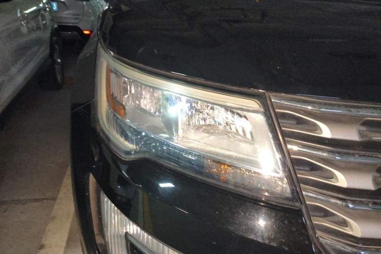 Used Ford Explorer 2017 2.3T Fashion Edition Right Front Headlight