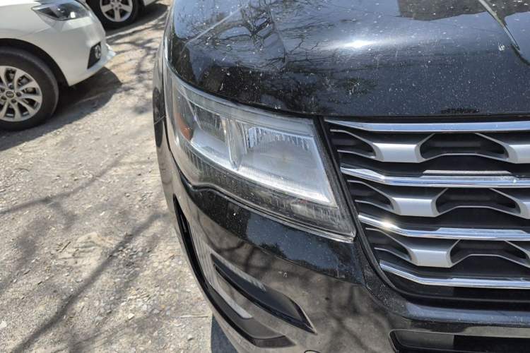 Used Ford Explorer 2017 2.3T Elite Edition Right Front Headlight
