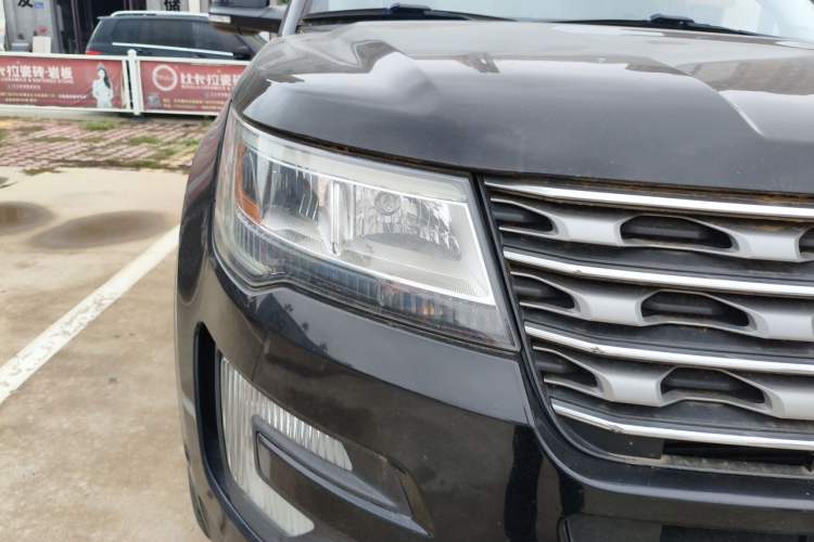Used Ford Explorer 2017 2.3T Elite Edition Right Front Headlight