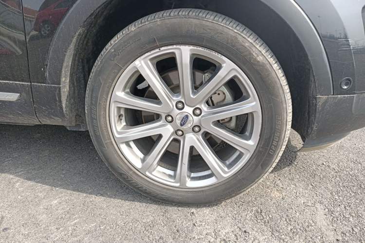 Used Ford Explorer 2017 2.3T Elite Edition Right Front Wheel Hub