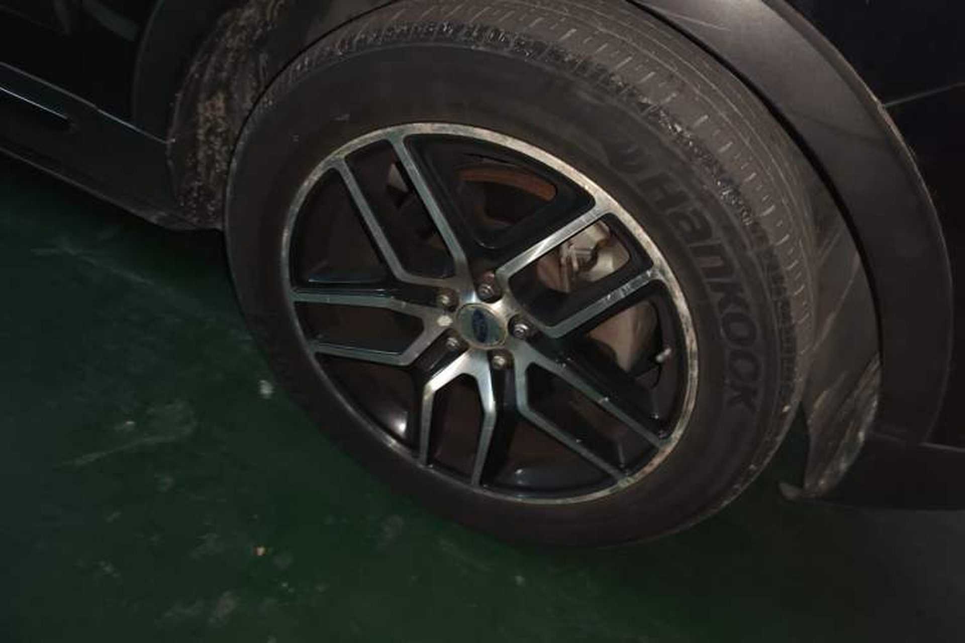 Used Ford Explorer 2017 3.5T Sport Edition Right Front Wheel Hub